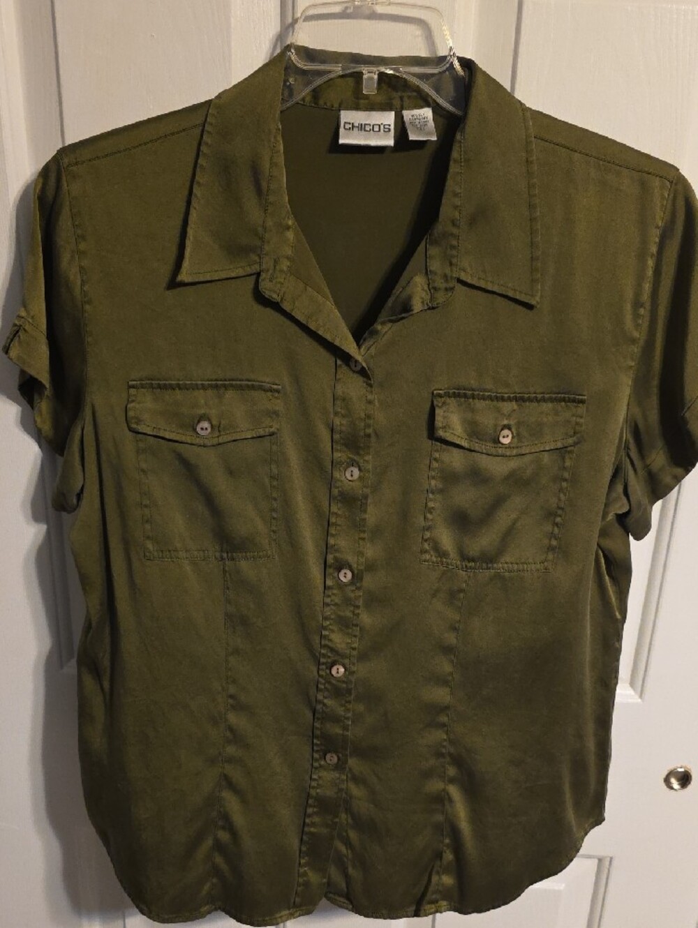 Chico's Olive Silk Blend Utility Short Sleeve Button-Front Shirt - Picture 4 of 6